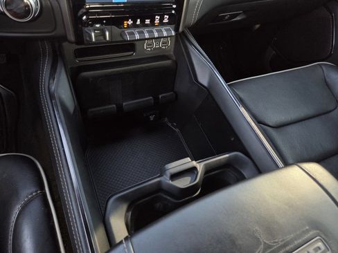 Used 2022 RAM 1500 Limited AWD/4WD image 13