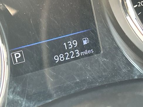 Used 2020 Nissan Rogue Sport SV image 17