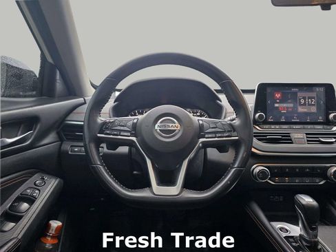 Used 2020 Nissan Altima 2.5 SR w/ Premium Package image 13