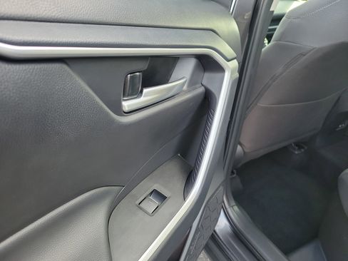 Used 2025 Toyota RAV4 XLE image 13