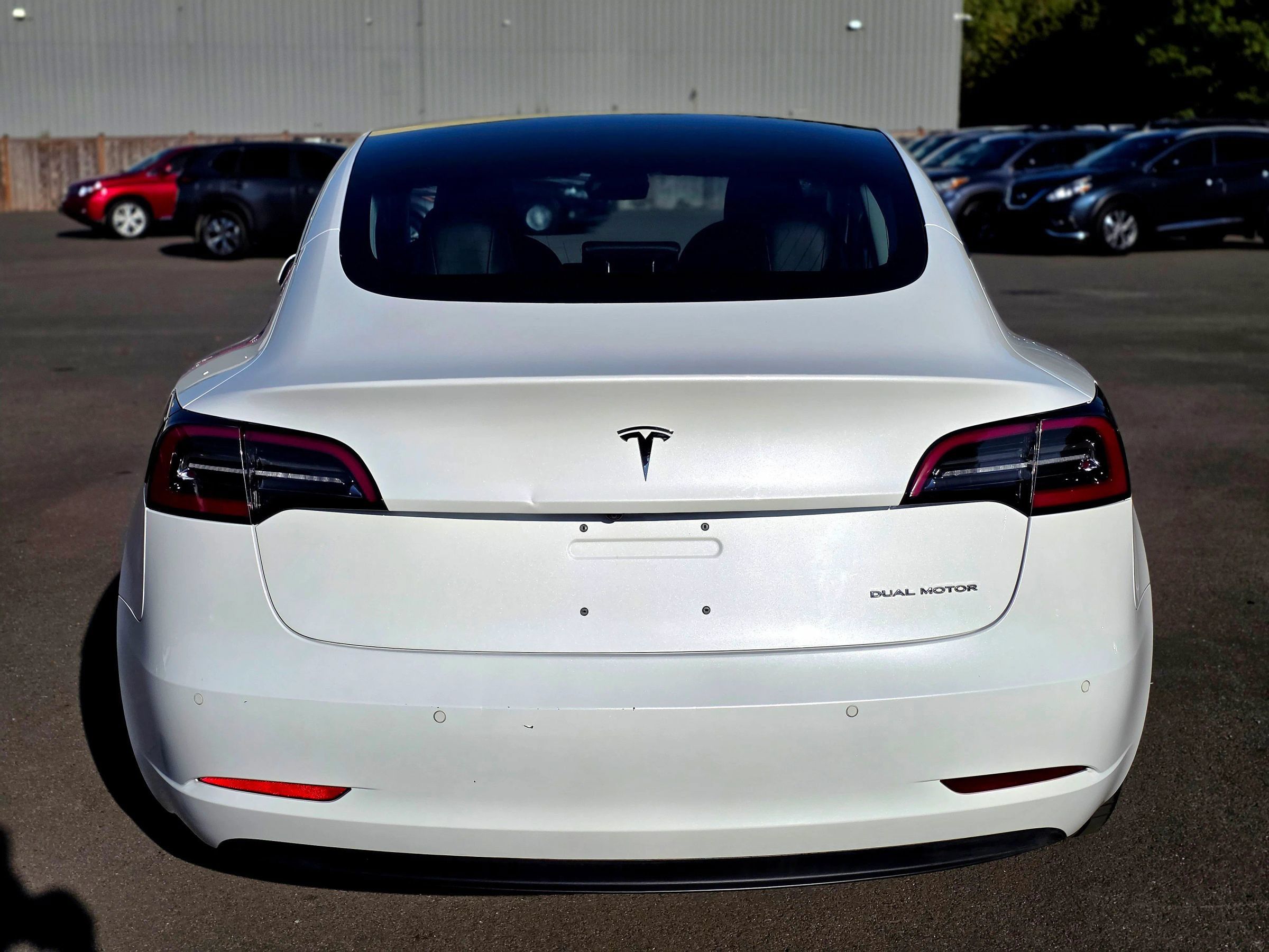 Used 2018 Tesla Model 3 Long Range AWD/4WD image 12
