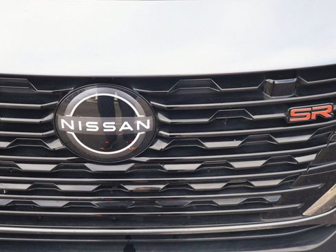 Certified 2025 Nissan Sentra SR FWD image 32