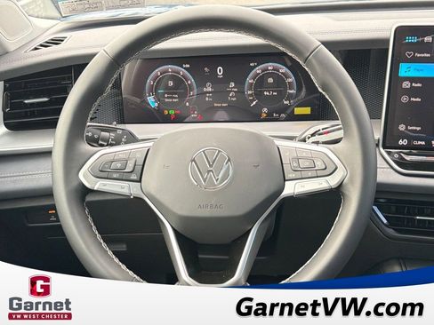 New 2026 Volkswagen Tiguan SE image 13