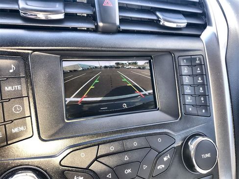 Used 2018 Ford Fusion S image 17