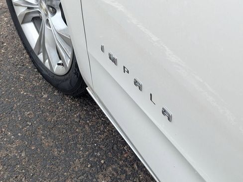 Used 2015 Chevrolet Impala LT image 9