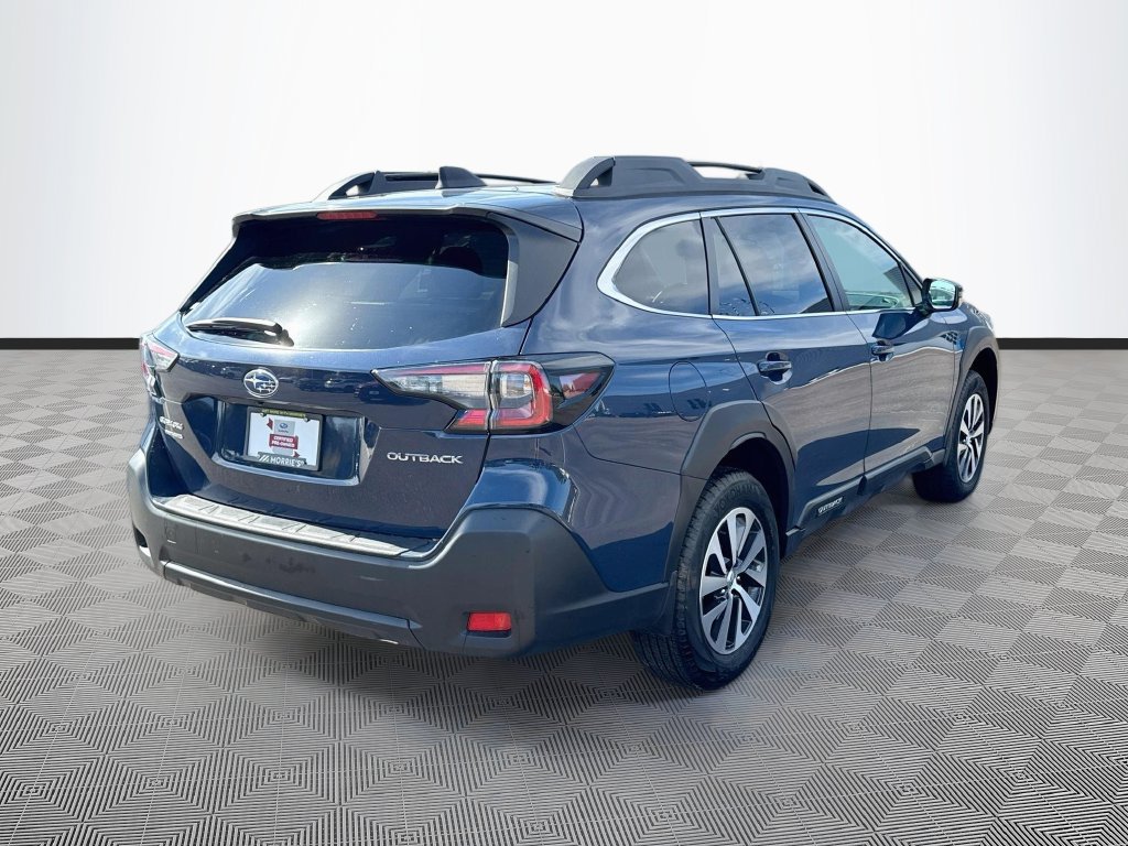 Certified 2025 Subaru Outback Premium AWD/4WD image 4