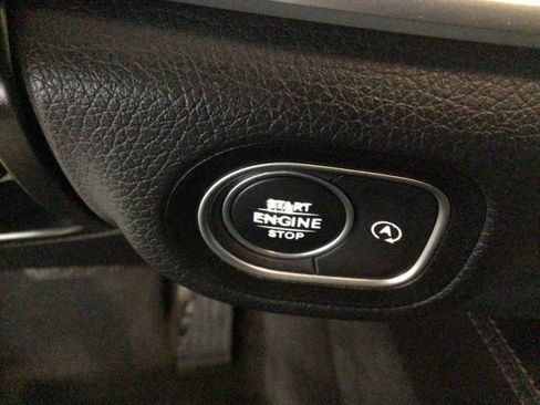 Used 2020 Mercedes-Benz GLE 350 4MATIC image 25