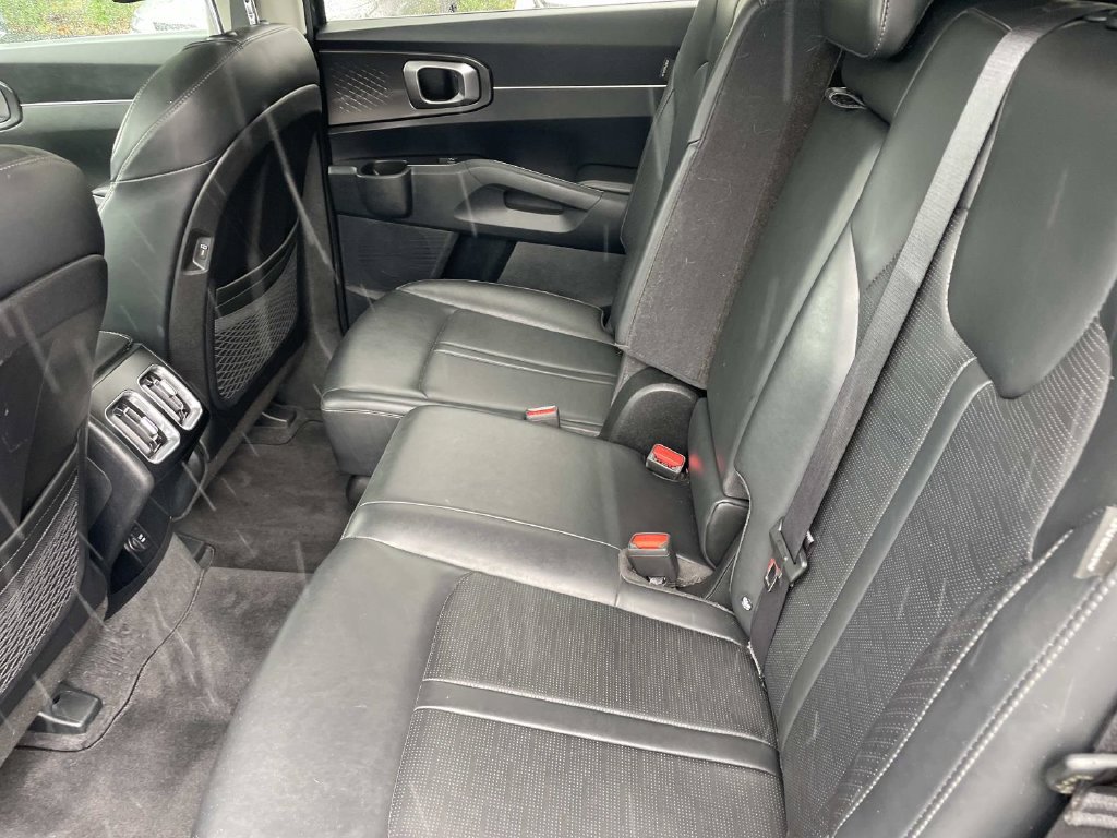 Used 2025 Kia Sorento S w/ Panoramic Sunroof Package AWD/4WD image 15