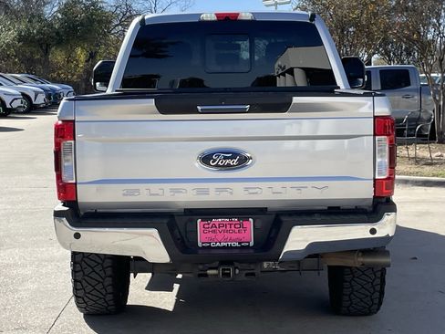 Used 2019 Ford F250 Lariat w/ Lariat Value Package image 5