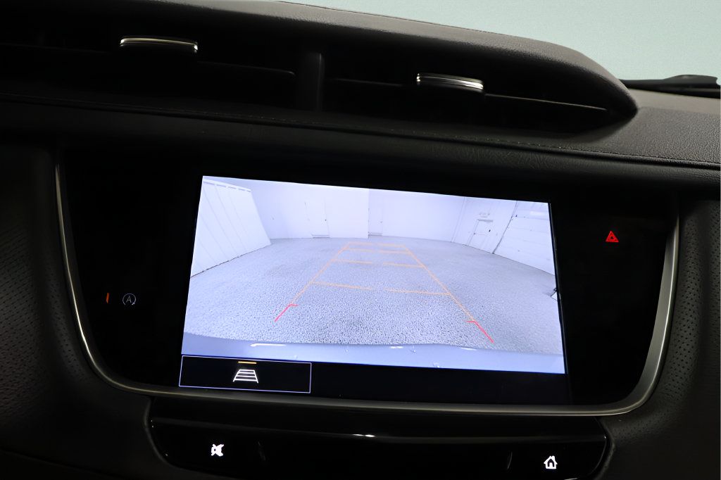 Used 2024 Cadillac XT5 Luxury AWD/4WD image 12