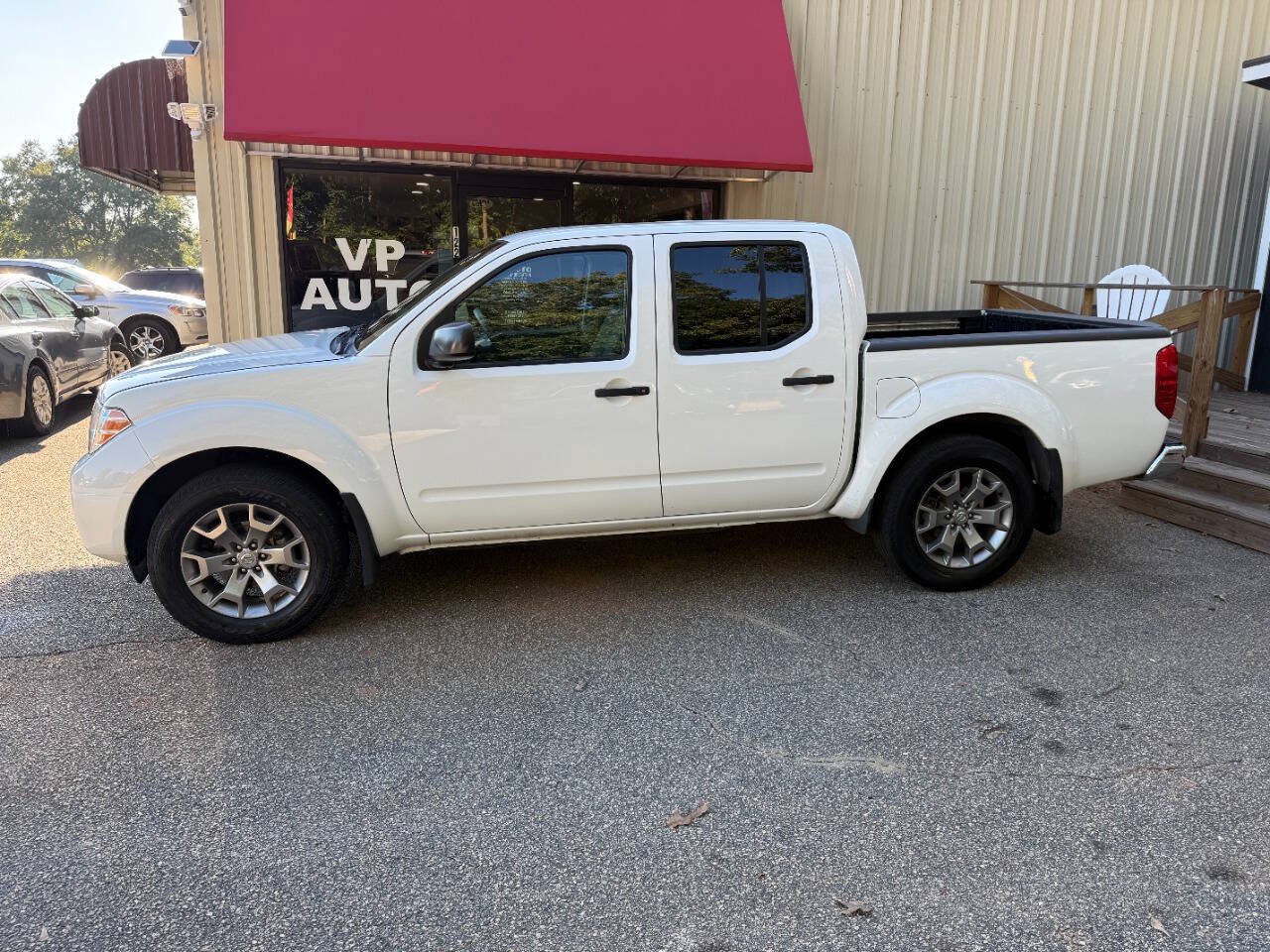 Used 2020 Nissan Frontier SV RWD image 7