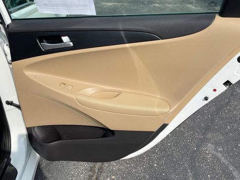 Used 2013 Hyundai Sonata GLS FWD image 18