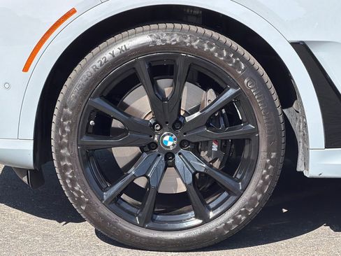 Used 2025 BMW X7 M60i AWD/4WD image 37