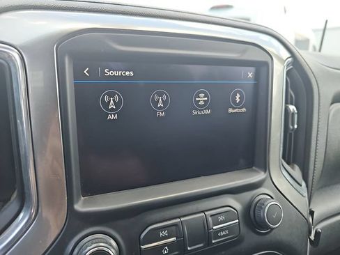 Used 2019 Chevrolet Silverado 1500 LT Trail Boss AWD/4WD image 22