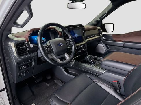 Used 2022 Ford F150 Lariat AWD/4WD image 9