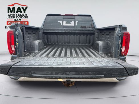Used 2019 GMC Sierra 1500 SLT w/ SLT Convenience Package AWD/4WD image 13