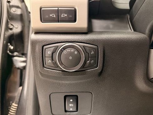Used 2017 Ford F250 Lariat w/ Chrome Package AWD/4WD image 23