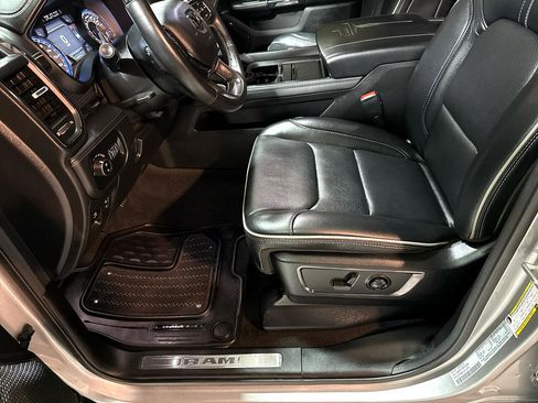 Used 2022 RAM 1500 Limited w/ Body Color Bumper Group image 21