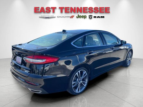 Used 2020 Ford Fusion Titanium image 3