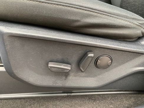 Used 2022 Ford F150 XLT w/ Equipment Group 302A High image 15