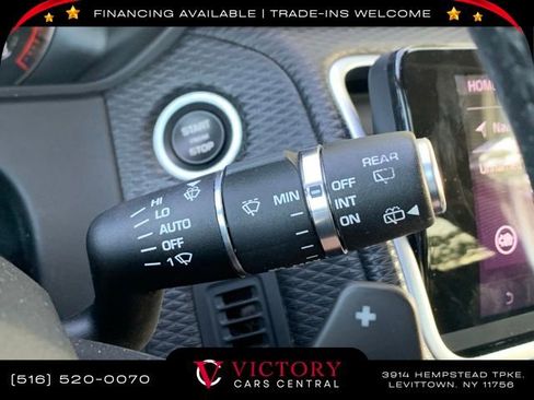 Used 2020 Land Rover Range Rover Velar S image 35