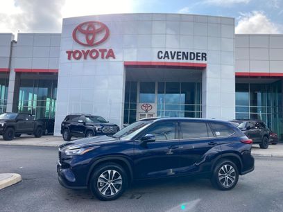 Used 2020 Toyota Highlander XLE