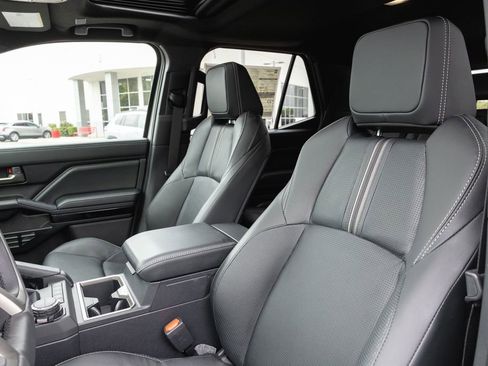 New 2026 Toyota 4Runner 4WD image 9
