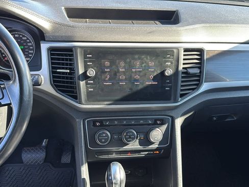 Used 2019 Volkswagen Atlas SE w/ Towing Package image 21