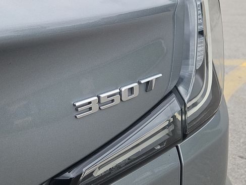 Used 2024 Cadillac XT4 Sport AWD/4WD image 5