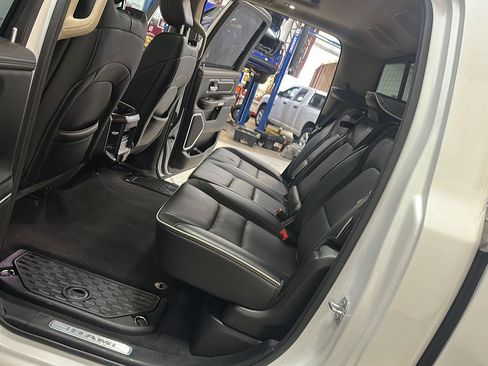 Used 2021 RAM 1500 Laramie AWD/4WD image 31
