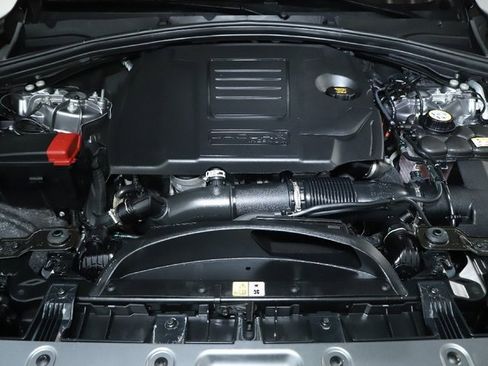 Used 2025 Jaguar F-PACE R-Dynamic S image 37