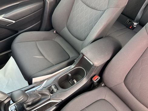 Certified 2024 Toyota Corolla Cross LE image 22