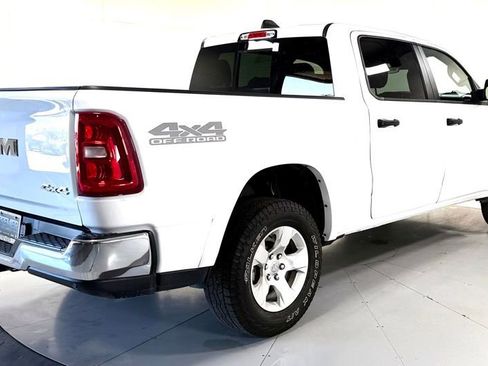 Used 2025 RAM 1500 Big Horn AWD/4WD image 4