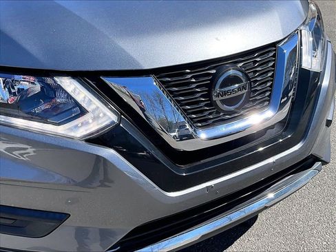 Used 2020 Nissan Rogue SV AWD/4WD image 26