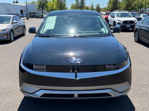 Used 2023 Hyundai Ioniq 5 Limited AWD/4WD image 3