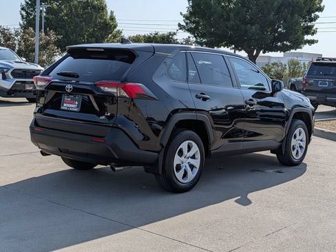 Used 2025 Toyota RAV4 LE FWD image 7