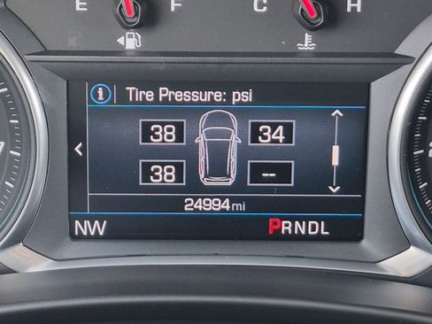 Used 2020 Chevrolet Equinox LT FWD image 11