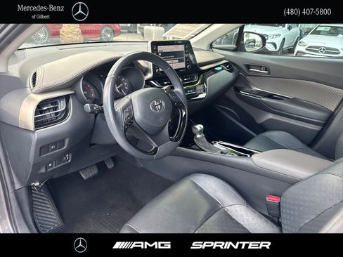 Used 2022 Toyota C-HR Limited image 10