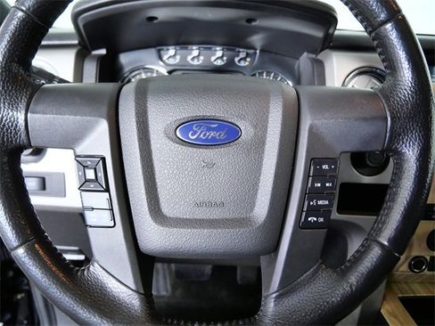 Used 2011 Ford F150 Lariat image 24