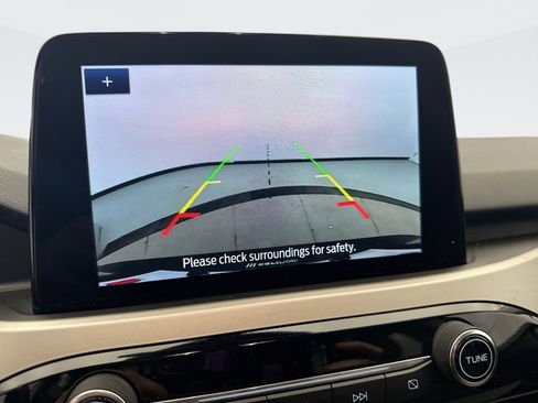 Used 2021 Ford Escape SE w/ Convenience Package image 16