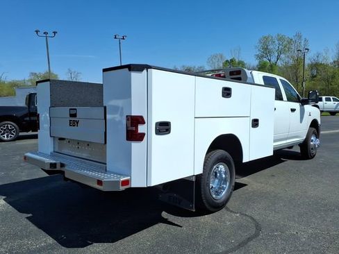 New 2026 RAM 3500 Tradesman w/ Chrome Appearance Group A image 7