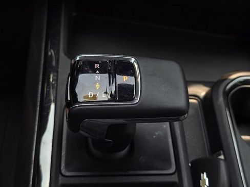 Used 2025 Chevrolet Silverado 1500 ZR2 w/ Technology Package AWD/4WD image 36