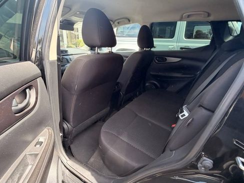 Used 2021 Nissan Rogue Sport S FWD image 6