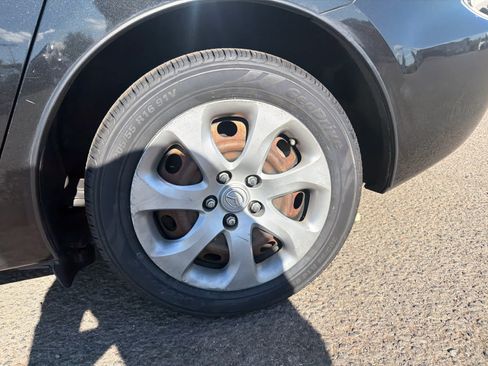 Used 2013 MAZDA MAZDA3 i Sport FWD image 11