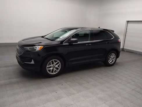 Used 2023 Ford Edge SEL image 2