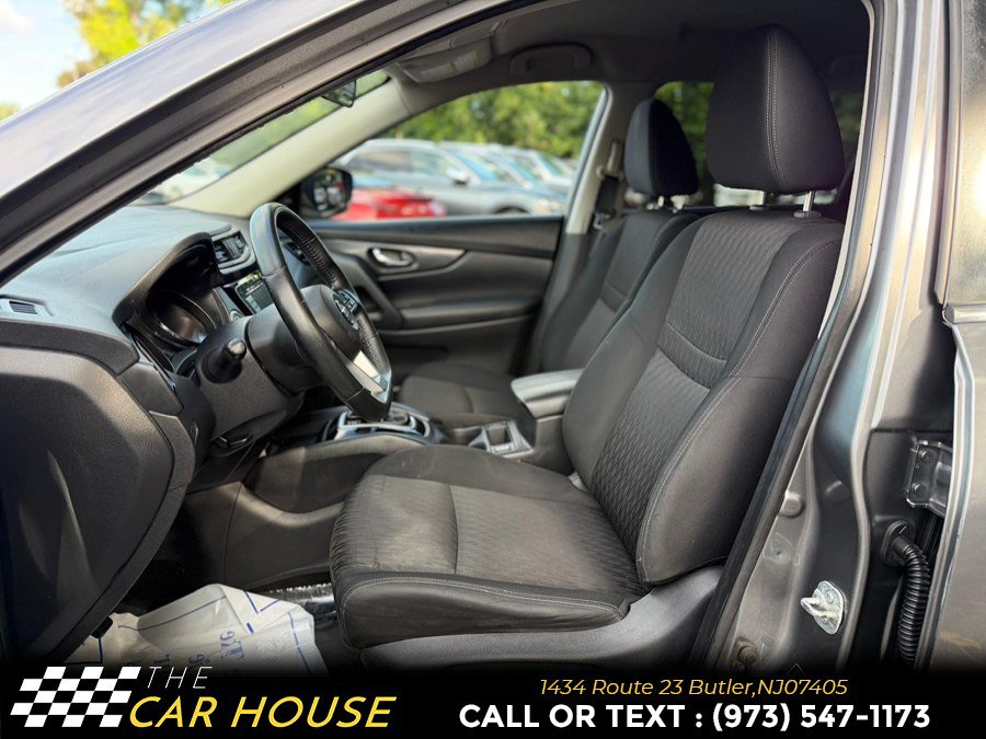 Used 2019 Nissan Rogue SV FWD image 15