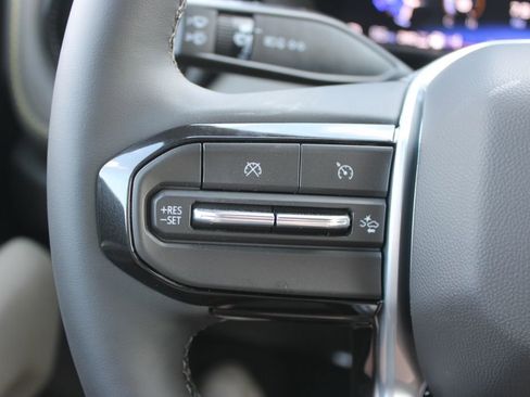 New 2026 Chevrolet Colorado ZR2 image 37