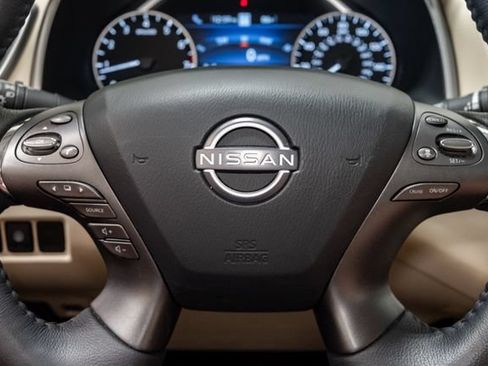 Used 2024 Nissan Murano SL AWD/4WD image 13