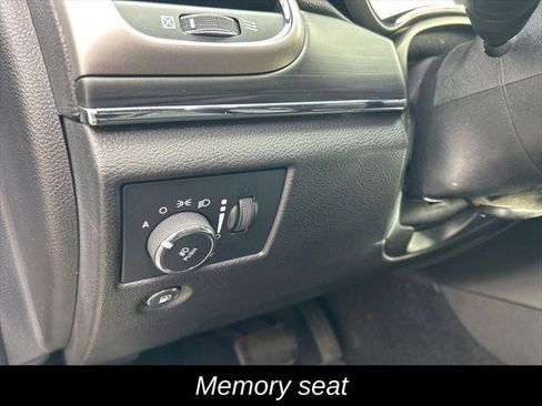 Certified 2021 Jeep Grand Cherokee Limited image 23