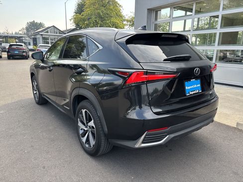 Used 2018 Lexus NX 300h AWD w/ Premium Package image 3